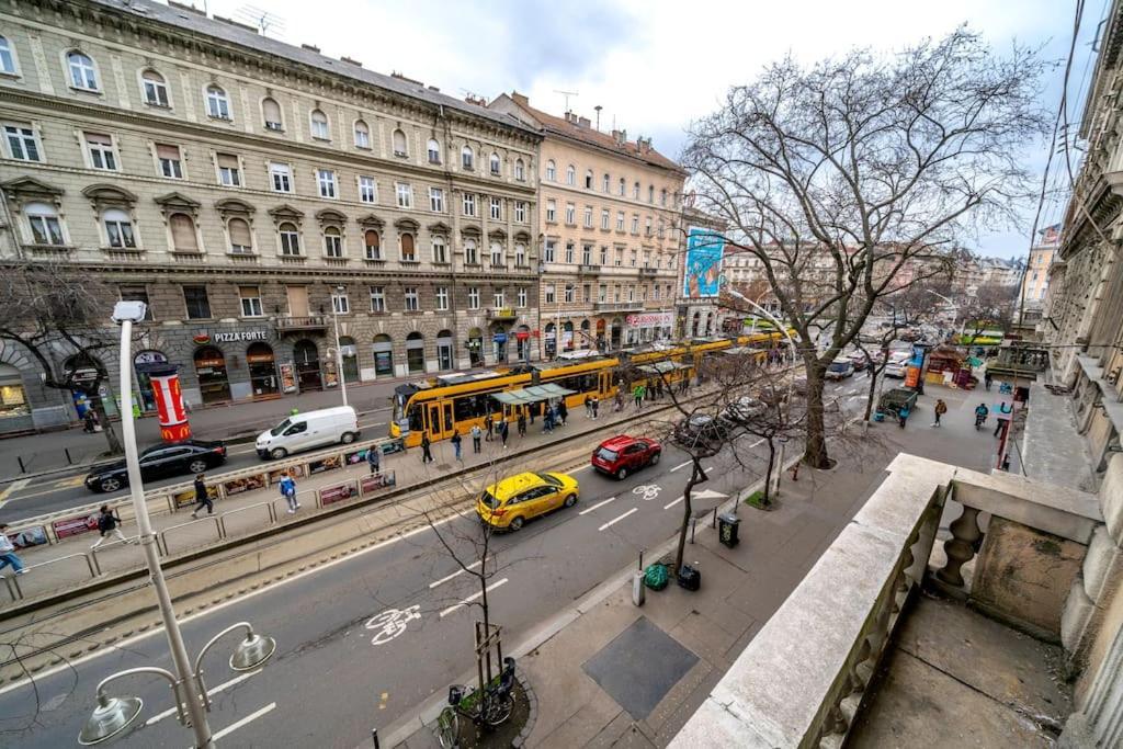 Апартаменти Andrassy Grandeur With Indoor Parking Будапешт Екстер'єр фото